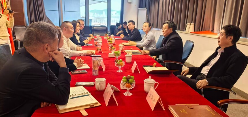 1764927596457315.jpg 1764927596457315.jpg